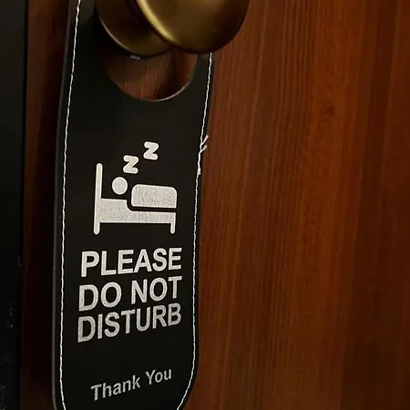 Code 1 Bed & Breakfast 4*