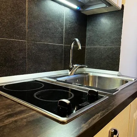 Code 1 Bed and breakfast 4*