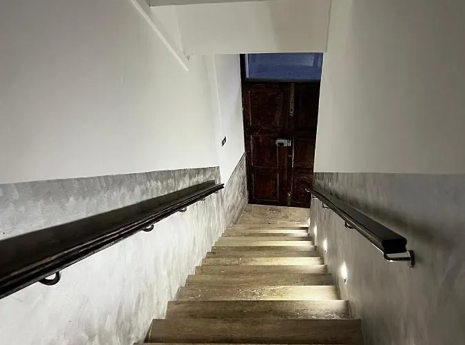 Code 1 Bed and breakfast Frosinone