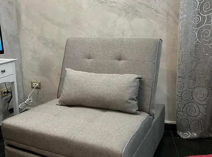 Code 1 Nocleg ze śniadaniem