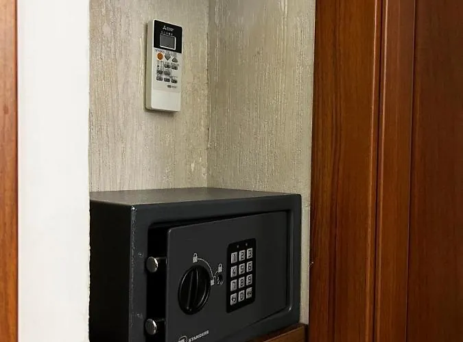 Code 1 Nocleg ze śniadaniem